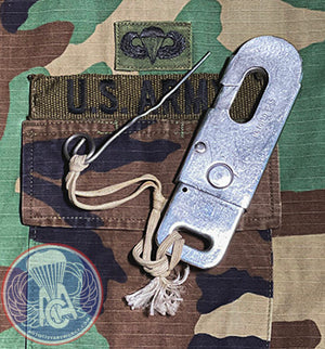 USGI Static Line Snap Hook Assembly w/ Safety Pin and Lanyard